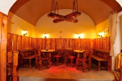 b_33688_154850297884429_2846592_n