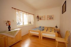 b_2010-chata-hubert-jasna-02